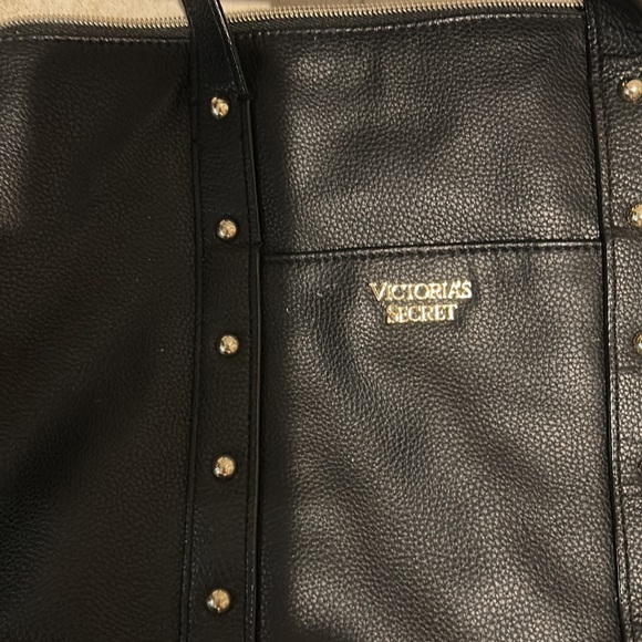 Victoria, secret black knapsack can be used as a knapsack or as a carry bag - Picture 5 of 8